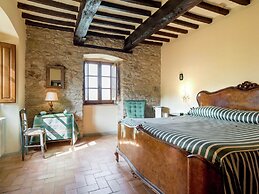 Rustic Comfort With Modern Touch