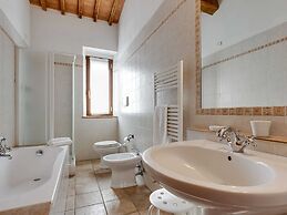360 Degree View of the Tuscan