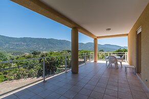 Spacious Villa With Pool