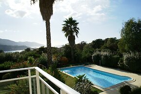 Spacious Villa With Pool