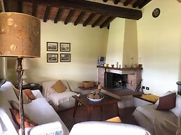 Scenic Stay in Restored Retreat