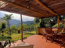 Scenic Stay in Restored Retreat