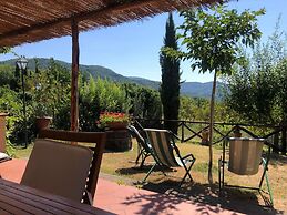 Scenic Stay in Restored Retreat