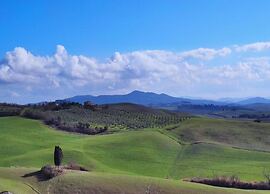 Tuscan Charm Near Volterra