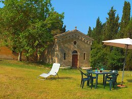 Tuscan Charm Near Volterra