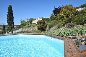 Relaxing Retreat in Saint-pons