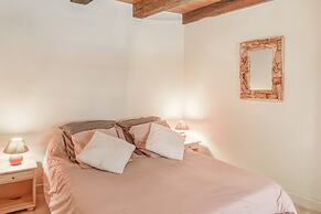 Tranquil Holiday Home With Private Pool