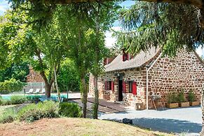 Tranquil Holiday Home With Private Pool