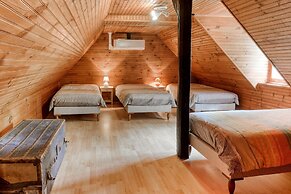 Tranquil Holiday Home With Private Pool
