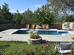 Villa With Private Pool in Trilj, Dalmatia