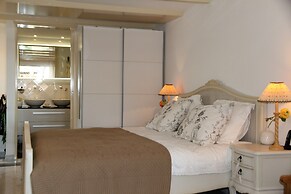 Studio Near Heiloo Woods and Egmond Beach