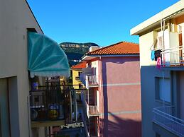 Apartment near Sea