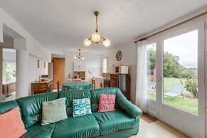 Priziac Garden Hideaway