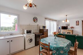 Priziac Garden Hideaway