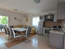 Capacious Holiday Home in Maslenica
