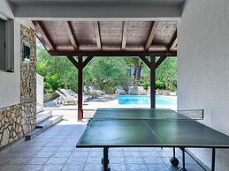 Holiday Home With Private Pool and spa