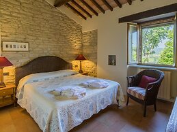 Scenic Villa With Heated Pool