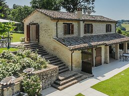 Scenic Villa With Heated Pool
