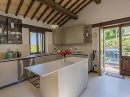 Scenic Villa With Heated Pool