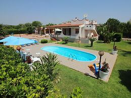 Fabulous Child-friendly Villa in Syracuse