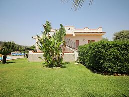 Fabulous Child-friendly Villa in Syracuse