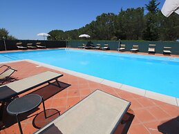Spacious Farmhouse With Pool