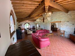 Tuscan Farm Home Retreat