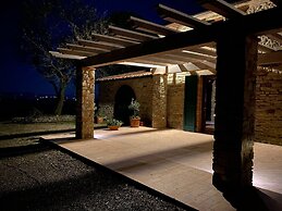 Tuscan Farm Home Retreat