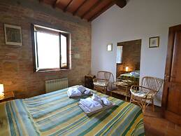 Montaione Oasis: Shared Villa