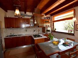 Flat in Villa, With Garden, Barbecue