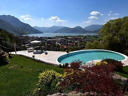Flat in Villa, With Garden, Barbecue