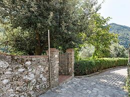 Cottage in Convalle With Terrace
