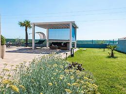 Villa With Private Heated Pool