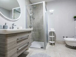 Villa With Private Heated Pool
