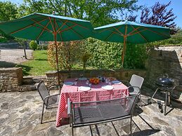 Cottage in Lisciano Niccone With Swimming Pool