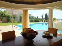 Lavish Villa With Private Swimming Pool