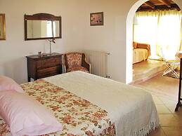 Tuscan Villa With Sea Views