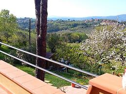 Tuscan Villa With Sea Views