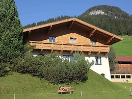 Chalet With Sauna Near the ski Area