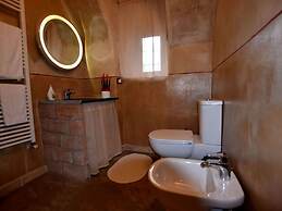 Ancient, Renovated Farmstead With Private, Equipped Garden