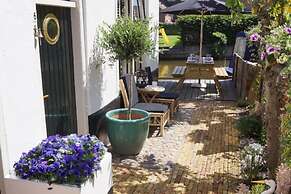 Holiday Home in Hindeloopen by Lake