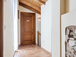 Spacious Holiday Home in Ca' De' Grimaldi near Town Center
