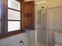 Farmhouse in Aulla With Private Pool