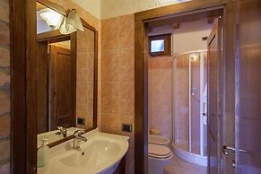 Farmhouse in Aulla With Private Pool