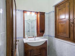 Farmhouse in Aulla With Private Pool