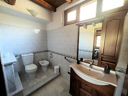 Farmhouse in Aulla With Private Pool