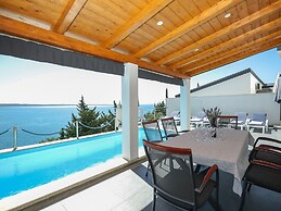Peace & Sun Await in Dalmatia