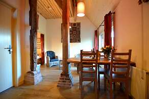 Romantic Farmhouse Escape