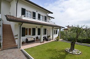 A Serene Stay in Gemmano