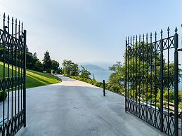 Holiday Home by Lake Maggiore With Pool